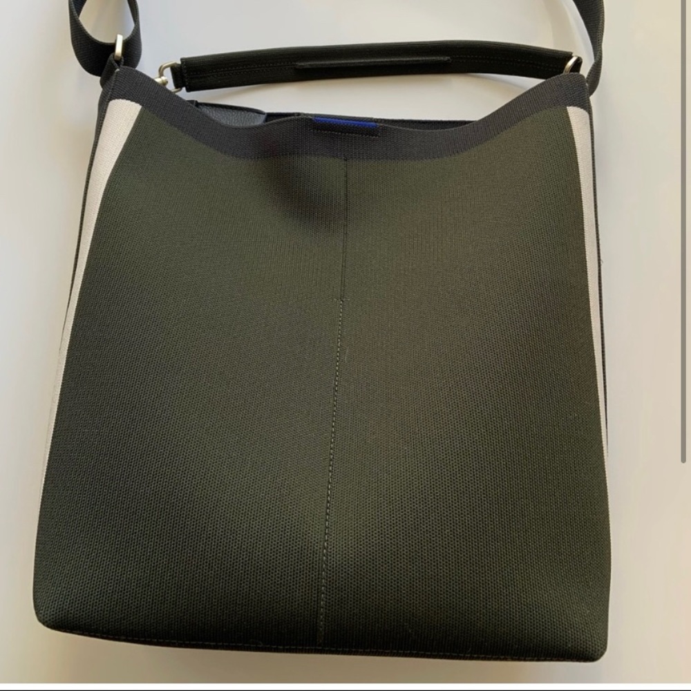 Rothy’s The Bucket Bag in Deep Forest Green